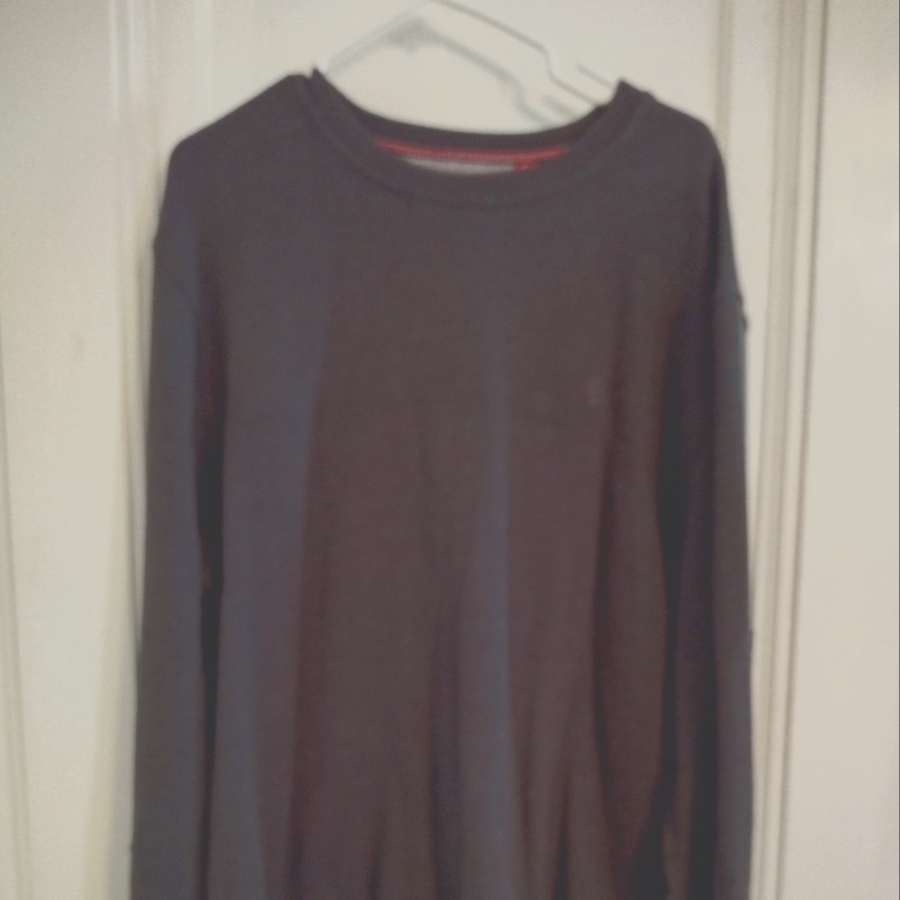 Gray Izod sweatshirt